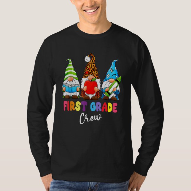 T-shirt Gnomes First Grade Crew First Day Teacher Back To  (Devant)