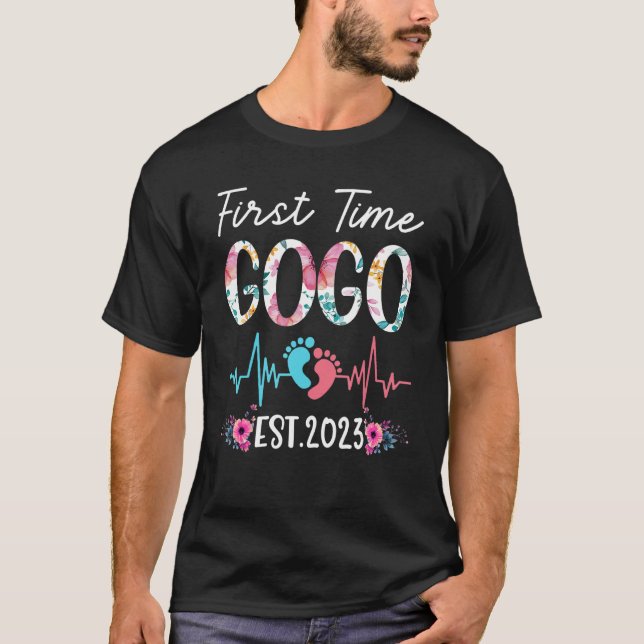 T-shirt Gogo 2023 Fête des mères Noël Bientôt (Devant)
