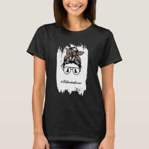 T-shirt Golden Doodle Maman Bleached Messy Bun Leopard