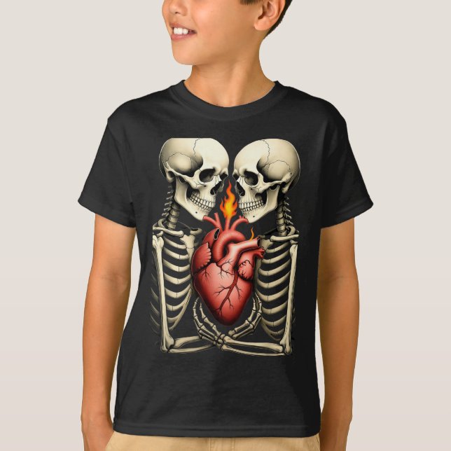 T-shirt Gothic Skull Couple Flaming Heart Dark Romance Sty (Devant)