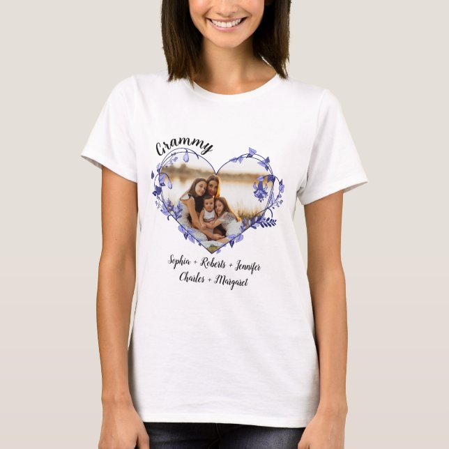 T-shirt Grammy coeur de fleurs avec petits-enfants Nom et  (Devant)