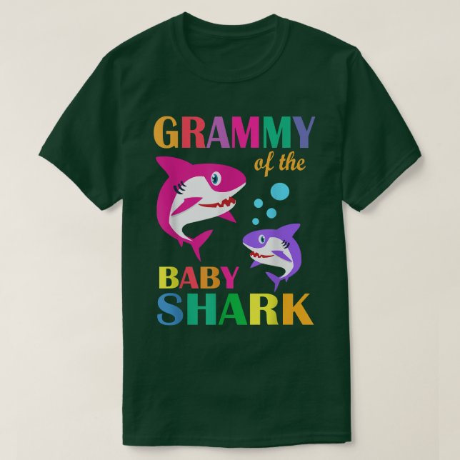 T-shirt Grammy Du Bébé Birthday Shark Grammy Shark Mot (Design devant)