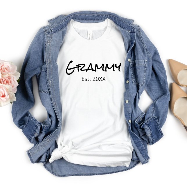 T-shirt Grammy Nana Gigi Grand-mère Personnalisée (Grandmother Personalized T-shirt. Grammy Gigi, Nana, Grandma, Gift for new grandma)
