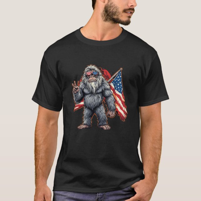 T-shirt Grand Drapeau Américain de Bigfoot (Devant)