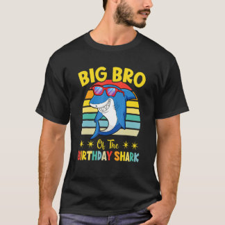 T-shirt Grand Frère De La Fête D'anniversaire De Shark Fam