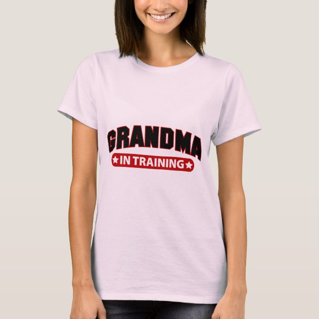 T-shirt Grand-maman dans la formation (Devant)