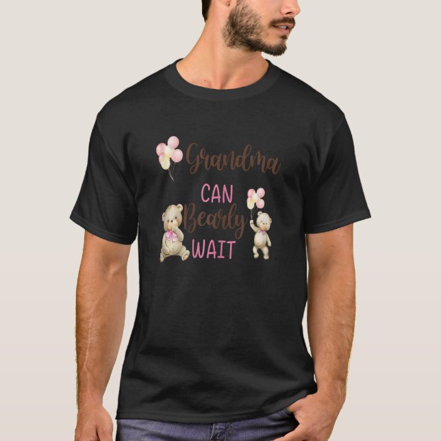 T-shirt Grand-mère des femmes Nous pouvons attendre avant  (Devant)