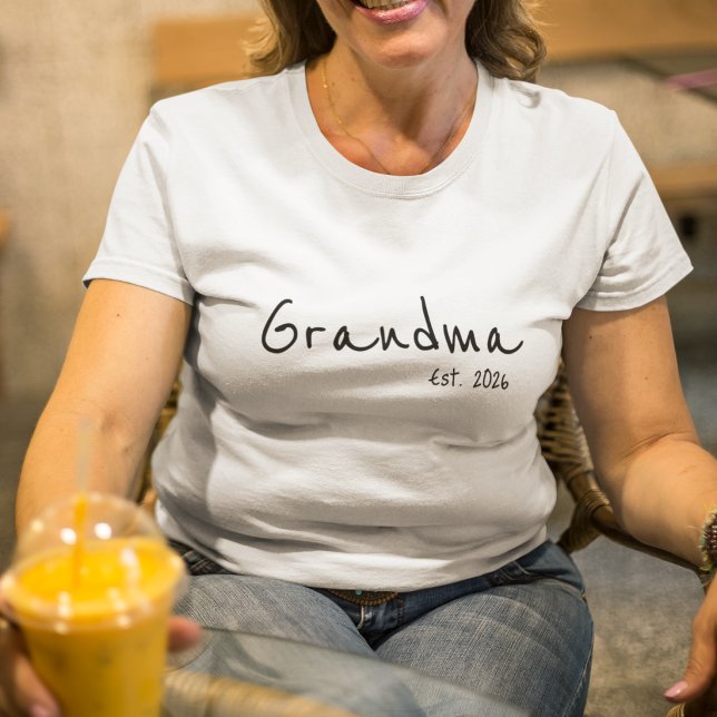 T-shirt Grand-mère Script Black établie  (Créateur téléchargé)