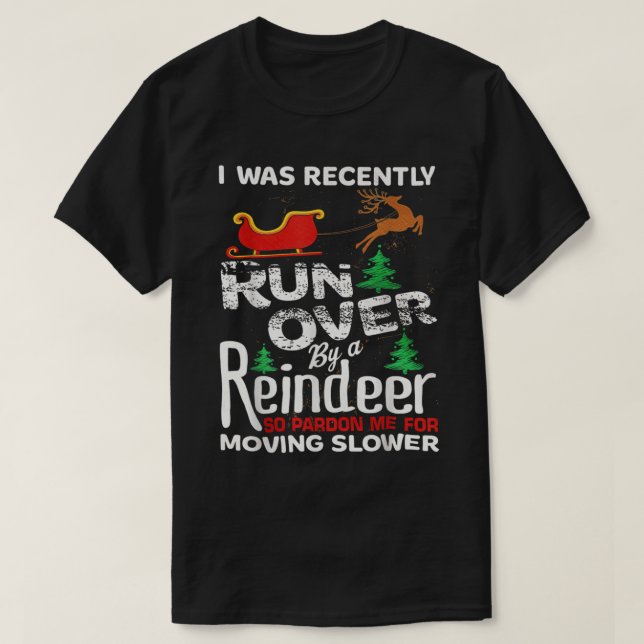 T-shirt Grand-Mère S'Est Fait Renverser Par Un Noël De Rin (Design devant)