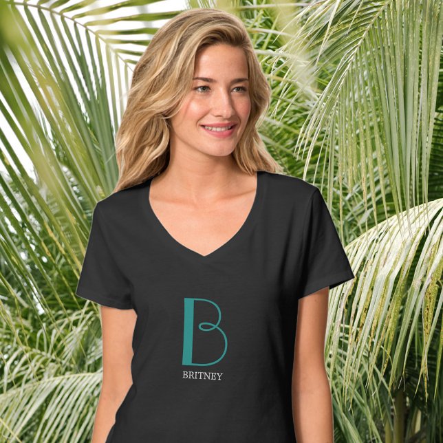 T-shirt Grand monogramme et nom, texte Turquoise et blanc (Créateur téléchargé)