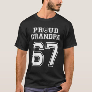 T-shirt Grand-père de football fier personnalisé Numéro 67