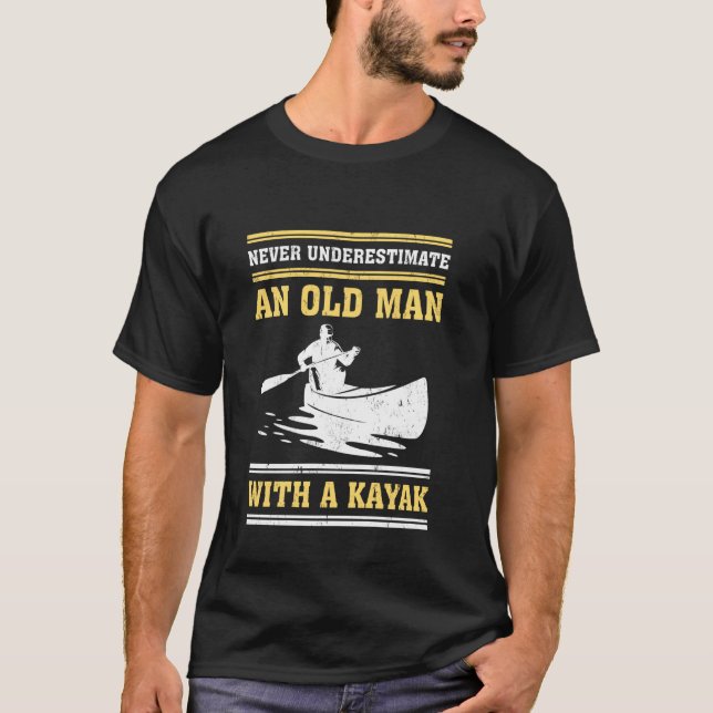 T-shirt Grand-Père Ne Sous-Estime Jamais Un Vieux Homme Av (Devant)