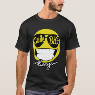T-shirt Grand Sourire Toujours Mignon Drôle Heureux Paix V