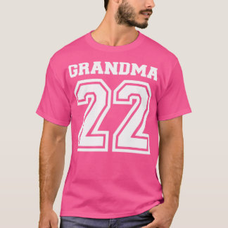 T-shirt Grandma 2022 for pregnancy announcement