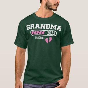 T-shirt Grandma 2023 loading for pregnancy announcement1