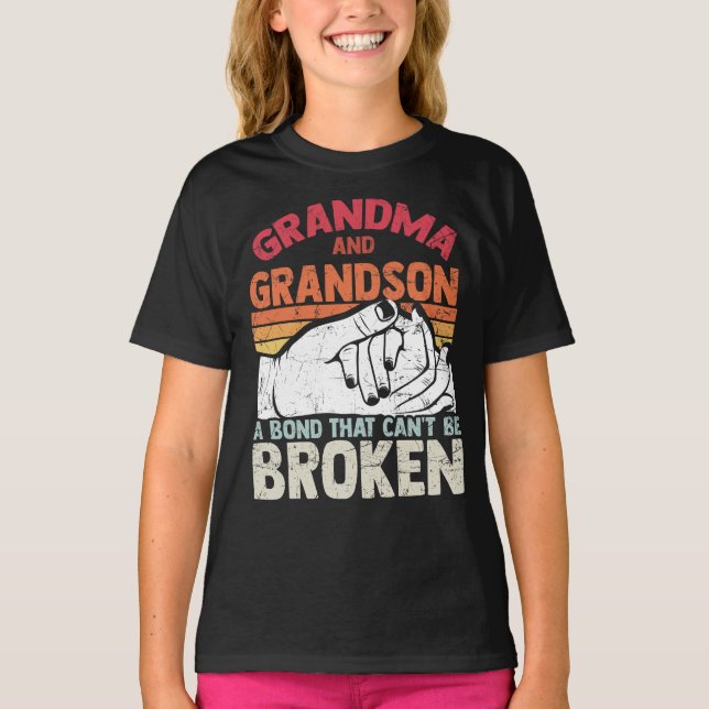 T-shirt Grandma and Grandson A Bond that Can't be Broken (Devant)