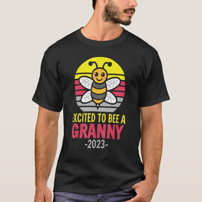 T-shirt Granny 2023   Bee   Grandma   Excited To Be A Gran (Devant)