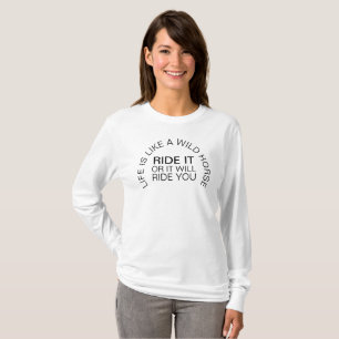 T-shirt graphique cheval sauvage texte noir slogan