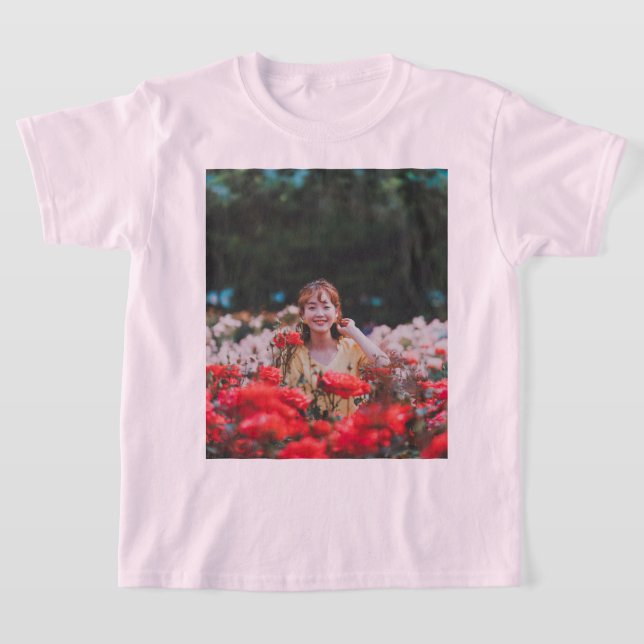 T-Shirt Graphique de fille de jardin mignonne (Poser)
