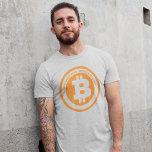 T-shirt Graphique de message personnalisé du symbole Bitco<br><div class="desc">Ce tee graphique est doté d'un symbole Bitcoin orange et est prêt à être customisé avec votre propre texte. Ajoutez un slogan amusant,  un nom d'entreprise ou un message personnalisé. Votre texte apparaît en lettres orange juste au-dessus du Bitcoin B.</div>