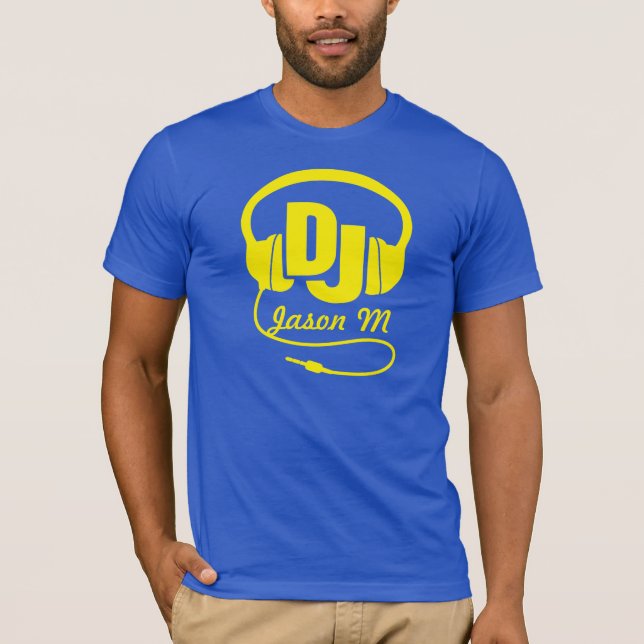 T-shirt graphique DJ nom casque jaune (Devant)