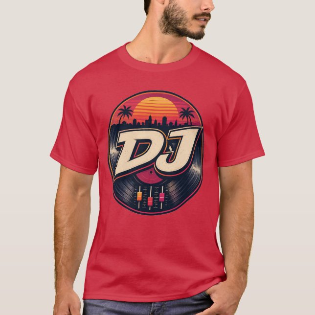 T-Shirt Graphique DJ Sunset (Devant)