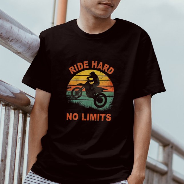 T-shirt graphique rétro coucher de soleil "Hard No (Créateur téléchargé)