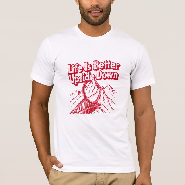 T-shirt graphique typographique Vie à l'envers (Devant)