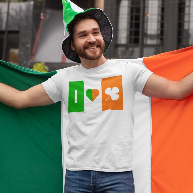 T-shirt Graphisme de la Saint-Patrick Trèfle Cœur Irlandai (Créateur téléchargé)
