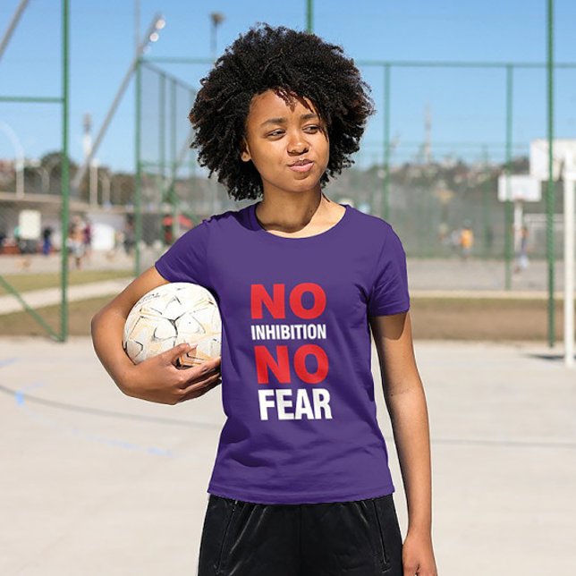 T-shirt Gras Tee sans peur (Bold “No Inhibition No Fear” t-shirt – motivational wear for athletes, fighters, or go-getters.)