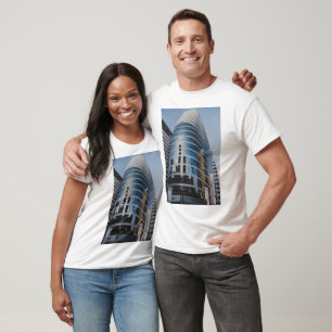 T-shirt gratte-ciel en verre de Dubaï