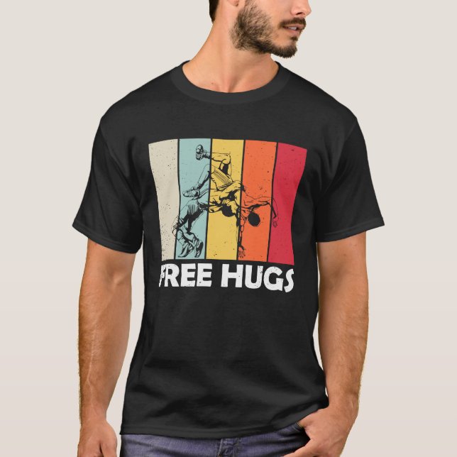 T-shirt Gratuit A Hugs Pro Wrestler (Devant)