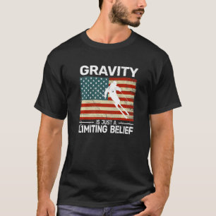 T-shirt Gravity is just a Limiting US Flag snow ski