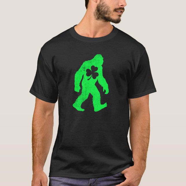 T-shirt Green Bigfoot Shamrock St Patrick's Day Art (Devant)