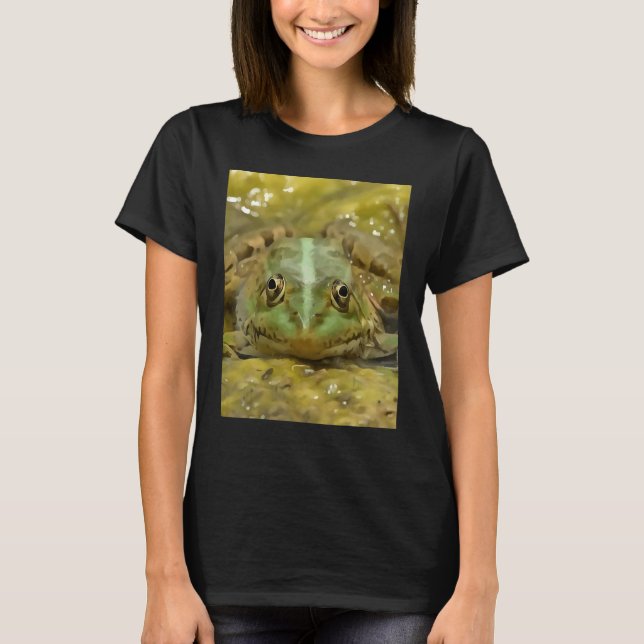 T-shirt Green Frog Camouflaged Against Weathered River Bed (Devant)