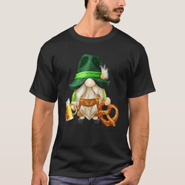 T-shirt Green Gnome Holding Irish Beer And Shamrock St Pat (Devant)