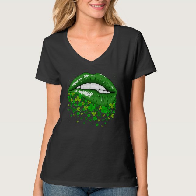 T-shirt Green Lips Shamrock Leaves Saint Patrick's Day Gir (Devant)