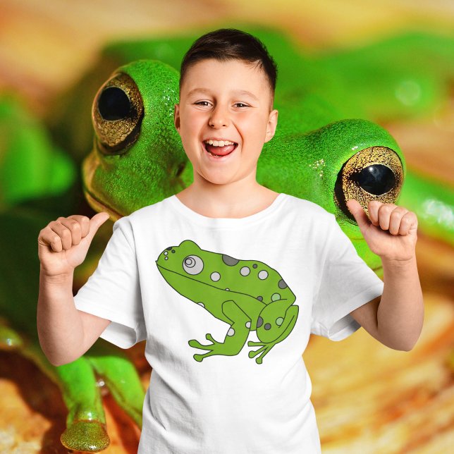 T-shirt Grenouille verte (Kid smiling and posing in Green frog tshirt)