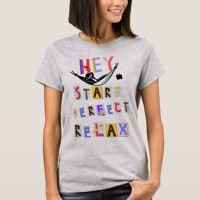 T-shirt gris avec écriture colorée (Devant)