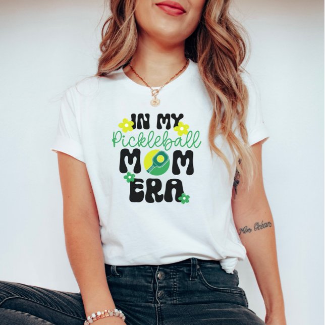 T-shirt Groovy à mon ère de maman de pickleball (Créateur téléchargé)