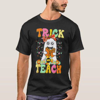 T-shirt Groovy Halloween Trick Or Teach Rétro Fleur Ghost