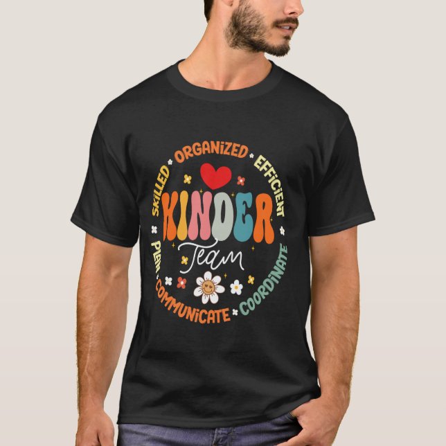 T-shirt Groovy Kinder Équipe Administrateur Enseignant Pre (Devant)