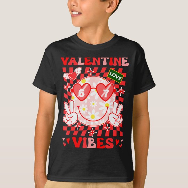 T-shirt Groovy Valentine Vibes Happy Valentine's Day Girl  (Devant)