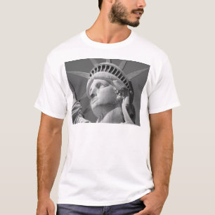 T-shirt Gros plan noir et blanc Statue de la Liberté