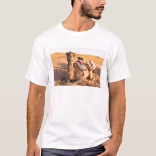 T-shirt Gros plan sur Camel dans le désert d'Oman