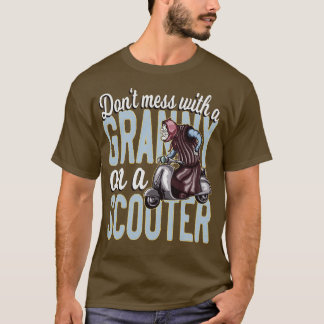 T-shirt Grossesse amusante sur un scooter