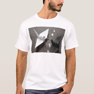 T-shirt grues romantiques d'origami