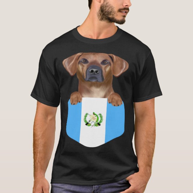 T-shirt Guatemala Flag Rhodesian Ridgeback Dog In Pocket (Devant)