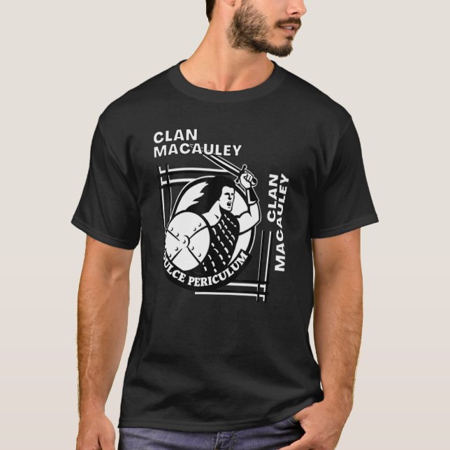 T-shirt Guerrier de la devise gaélique du clan Macauley (Devant)