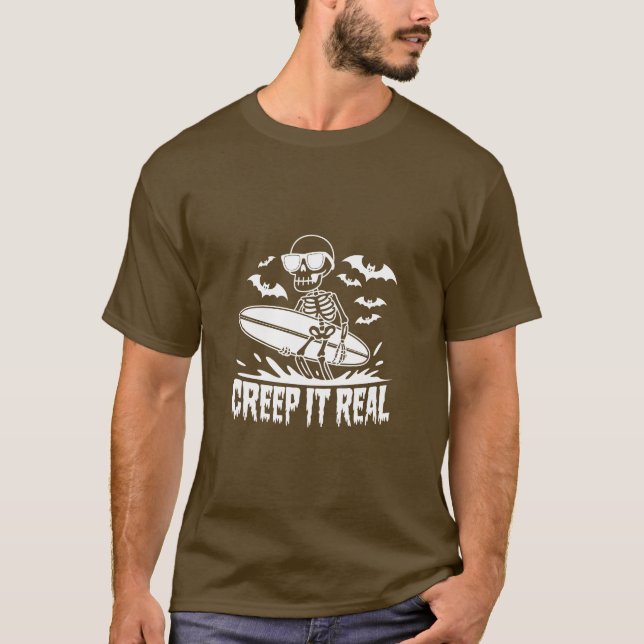 T-shirt Halloween A Skeleton Surboard with Bats Flying (Devant)